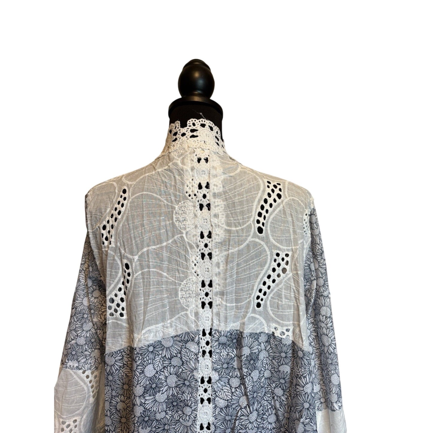 POL NEW Lace Trim Blue Floral Daisy Long Kimono Jacket Light
